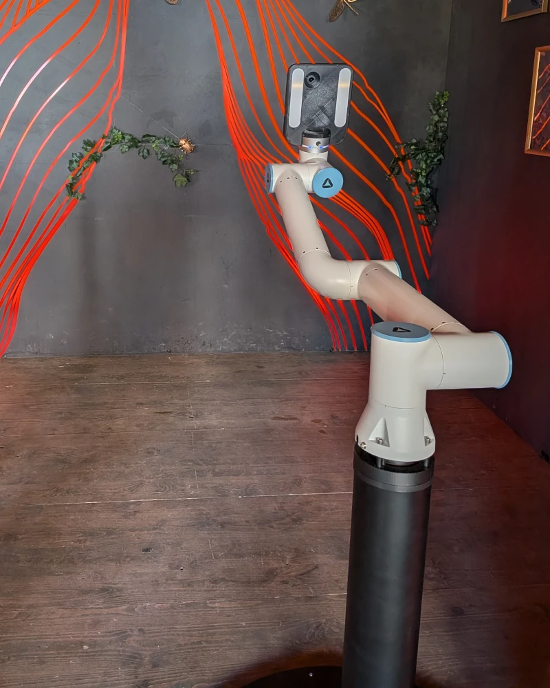 Glambot Kinetix Arm installé sur un événement